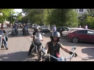 intro kipelov at the head of the bikers column